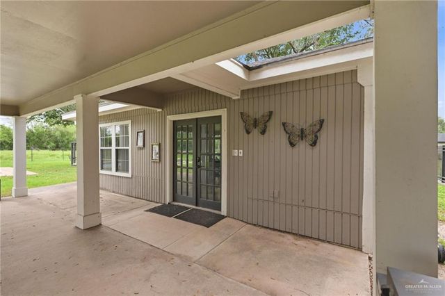 4200 Palm Grove Drive, Palmhurst, TX 78573