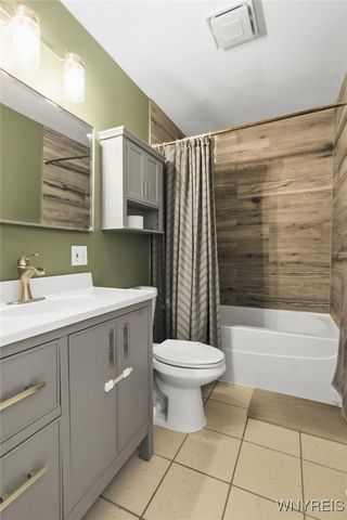 7441 Derby Road, Evans, NY 14047