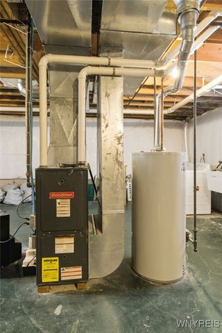 7441 Derby Road, Evans, NY 14047