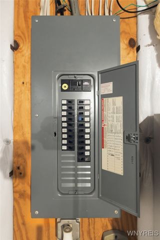 7441 Derby Road, Evans, NY 14047