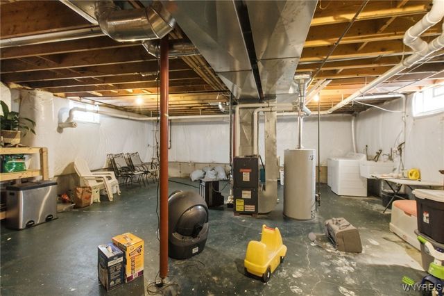 7441 Derby Road, Evans, NY 14047