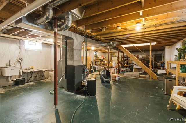 7441 Derby Road, Evans, NY 14047