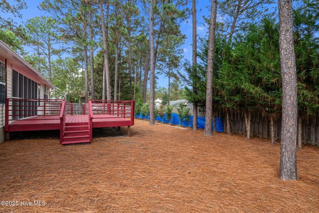 40 Sawmill Road W, Pinehurst, NC 28374