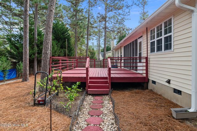 40 Sawmill Road W, Pinehurst, NC 28374