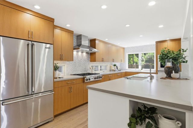 116 Brocastle Way, Los Gatos, CA 95032