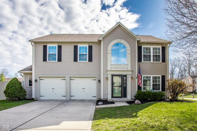 10899 Woodward Drive, Fishers, IN 46037