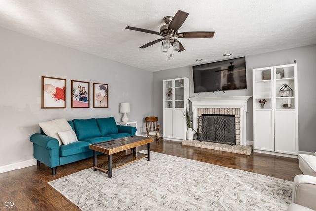 10899 Woodward Drive, Fishers, IN 46037