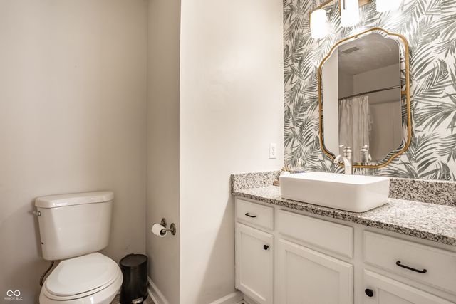 10899 Woodward Drive, Fishers, IN 46037