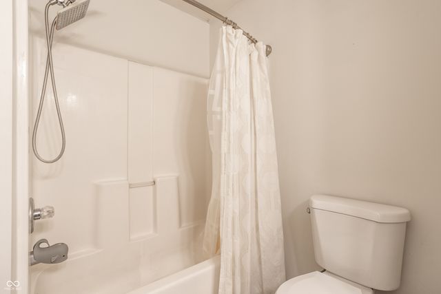 10899 Woodward Drive, Fishers, IN 46037