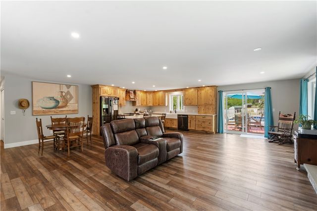 2560 Pond Road, Lima, NY 14485