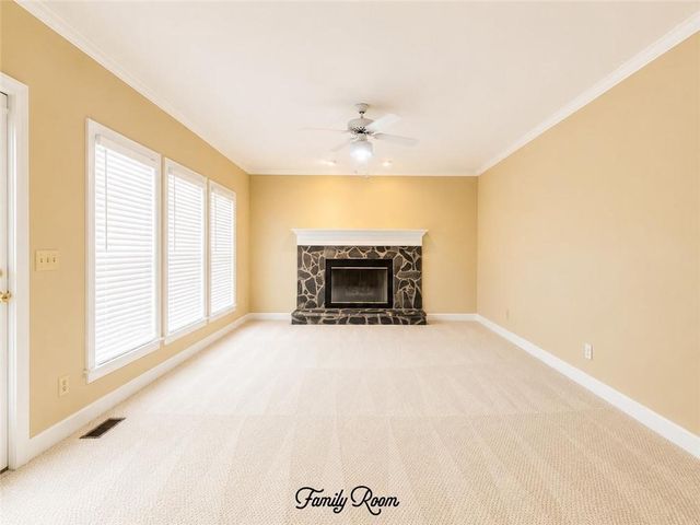 622 Plantation Dr Drive, Lithia Springs, GA 30122