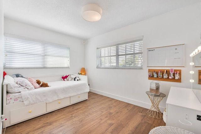 1530 NE 53rd Street, Fort Lauderdale, FL 33334