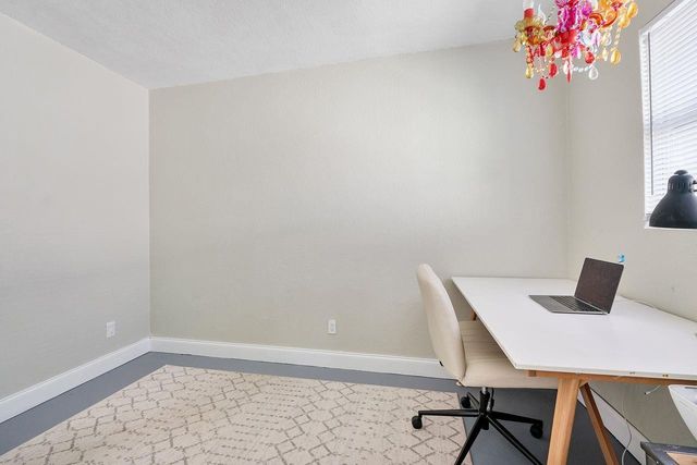 1530 NE 53rd Street, Fort Lauderdale, FL 33334