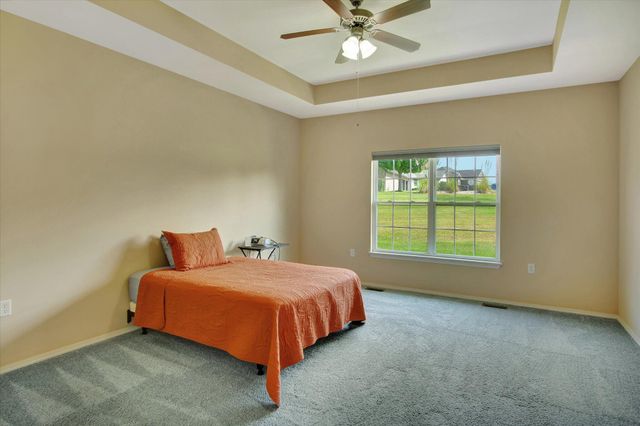 1362 N Sandy Creek Circle 4, Nixa, MO 65714