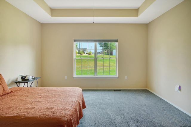 1362 N Sandy Creek Circle 4, Nixa, MO 65714