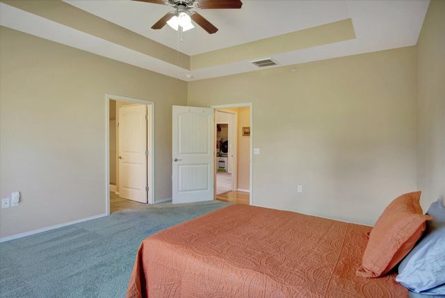 1362 N Sandy Creek Circle 4, Nixa, MO 65714