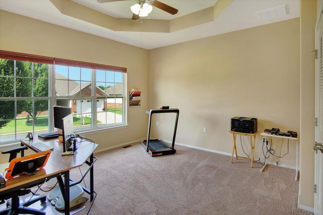 1362 N Sandy Creek Circle 4, Nixa, MO 65714