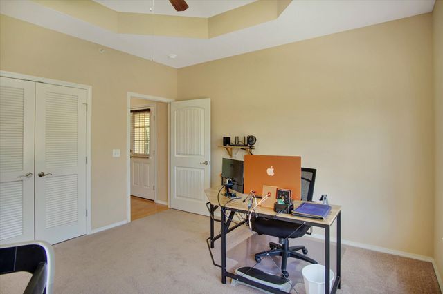 1362 N Sandy Creek Circle 4, Nixa, MO 65714