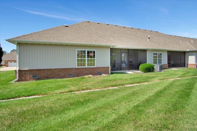 1362 N Sandy Creek Circle 4, Nixa, MO 65714