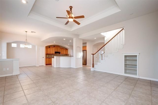 34 N Longsford Circle, The Woodlands, TX 77382