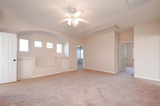 34 N Longsford Circle, The Woodlands, TX 77382