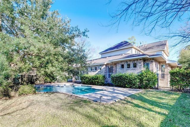 34 N Longsford Circle, The Woodlands, TX 77382