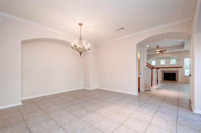 34 N Longsford Circle, The Woodlands, TX 77382