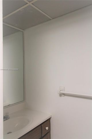 3690 Inverrary Dr 3A, Lauderhill, FL 33319