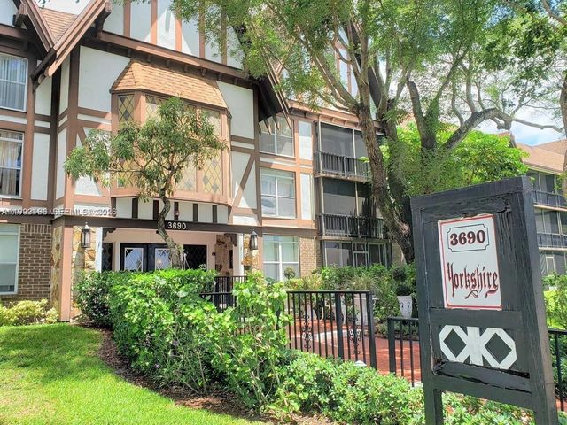 3690 Inverrary Dr 3A, Lauderhill, FL 33319