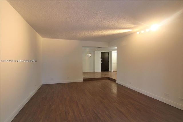 3690 Inverrary Dr 3A, Lauderhill, FL 33319