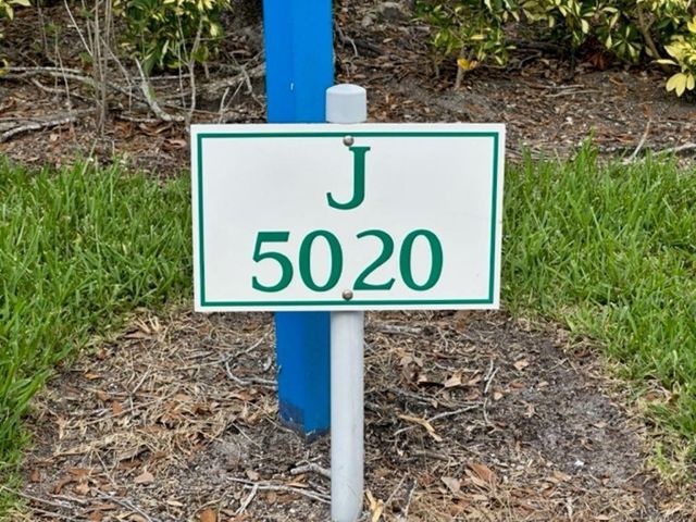 5020 Fairways Circle J205, Vero Beach, FL 32967