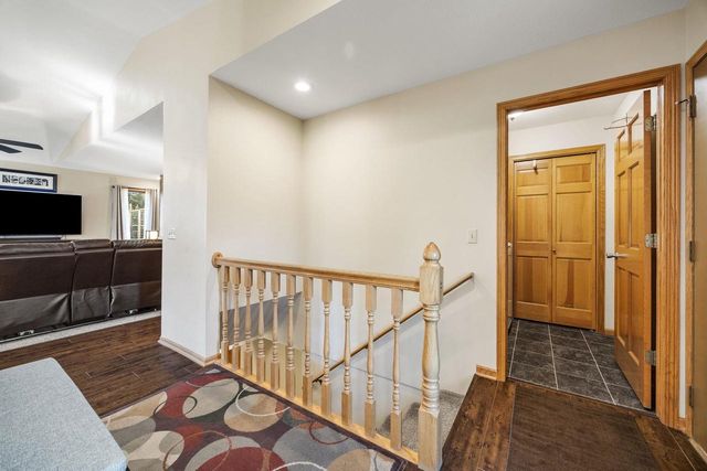 1051 N Wuthering Hills Drive, Janesville, WI 53546