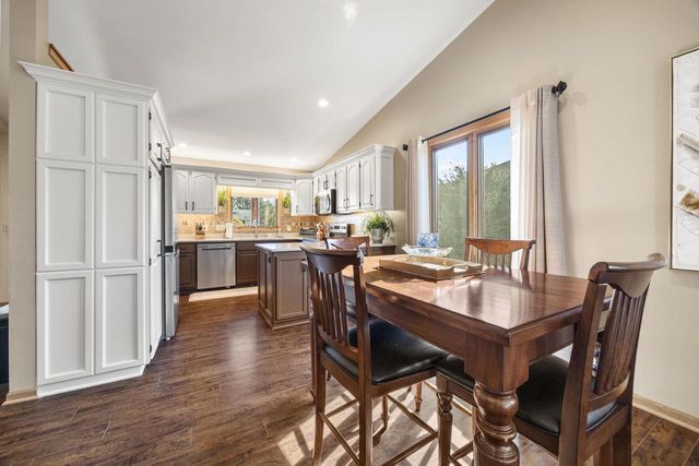 1051 N Wuthering Hills Drive, Janesville, WI 53546