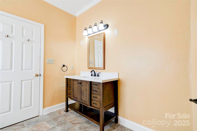 110 Columns Circle, Shelby, NC 28150