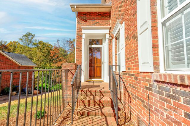 110 Columns Circle, Shelby, NC 28150