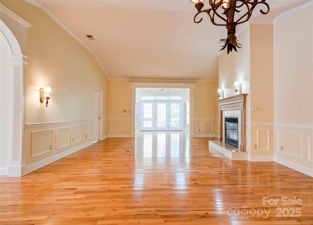 110 Columns Circle, Shelby, NC 28150