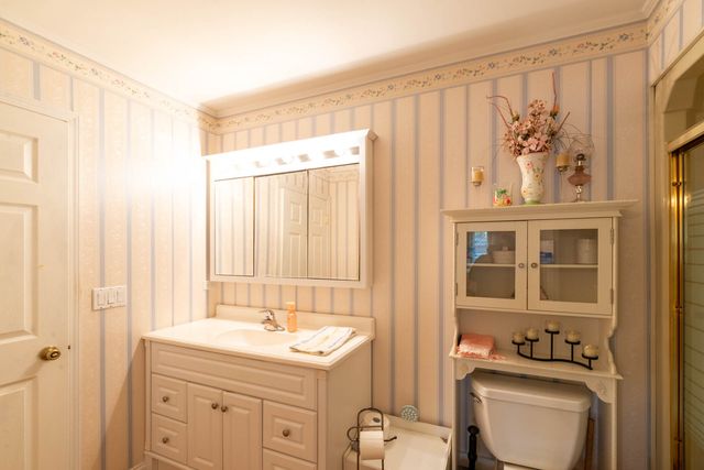 2019 Gilboa Avenue, Zion, IL 60099