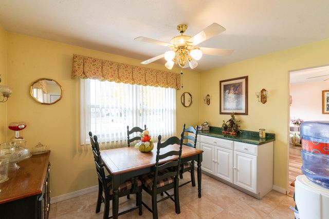 2019 Gilboa Avenue, Zion, IL 60099