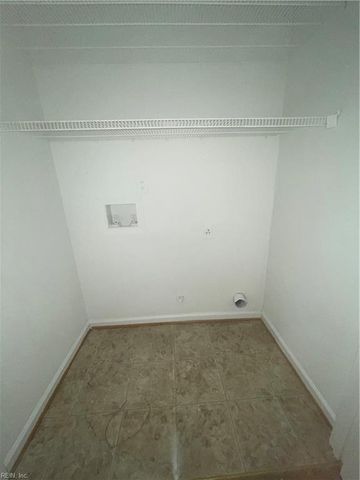 867 Spence CIR, Virginia Beach, VA 23462