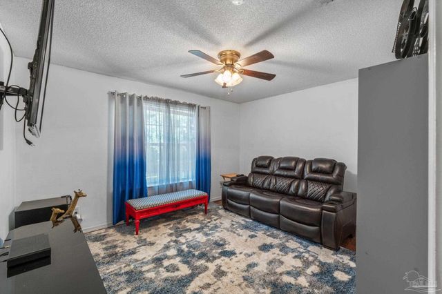 7036 Rampart Way, Pensacola, FL 32505