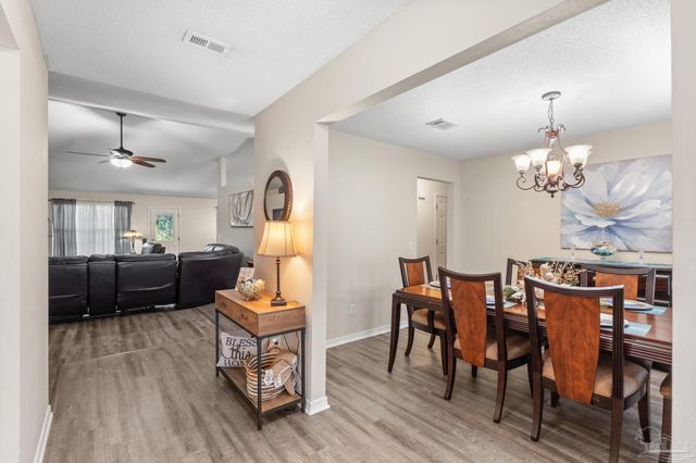 7036 Rampart Way, Pensacola, FL 32505