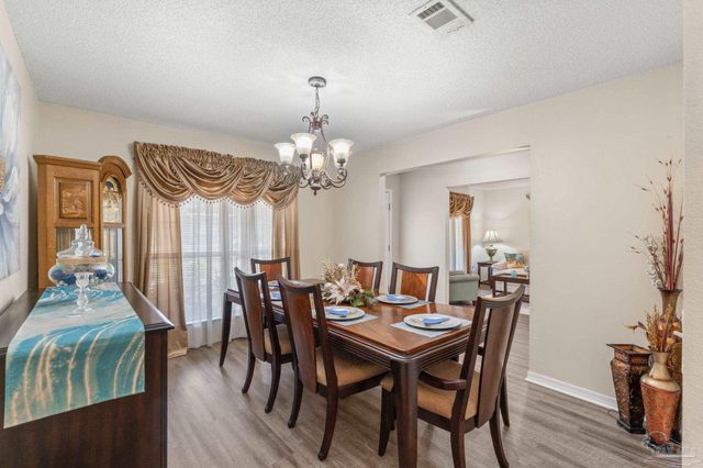 7036 Rampart Way, Pensacola, FL 32505