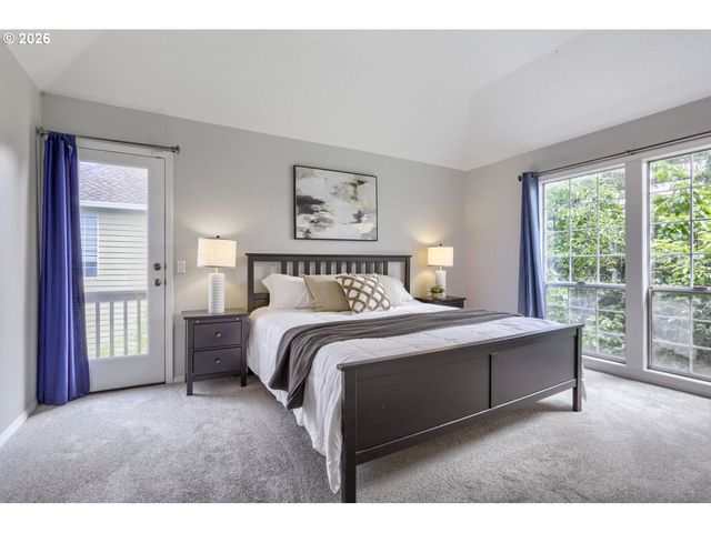 13876 PROVINCIAL HILL Dr, Lake Oswego, OR 97035
