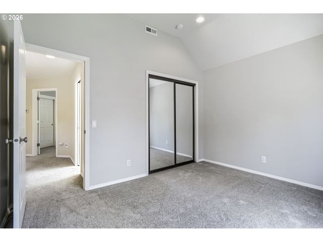 13876 PROVINCIAL HILL Dr, Lake Oswego, OR 97035