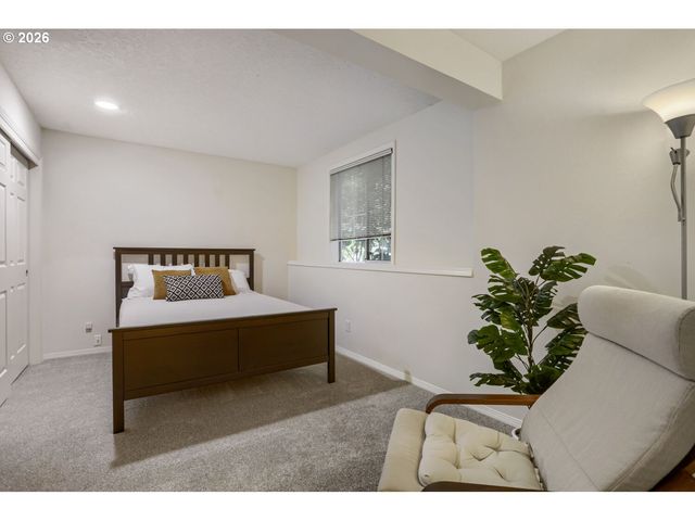 13876 PROVINCIAL HILL Dr, Lake Oswego, OR 97035