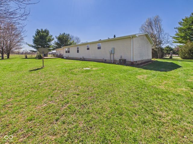 4695 E 100 S, Anderson, IN 46017