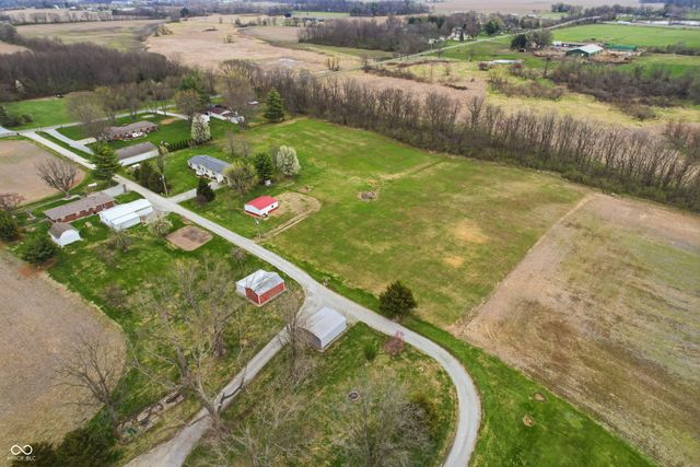 4695 E 100 S, Anderson, IN 46017