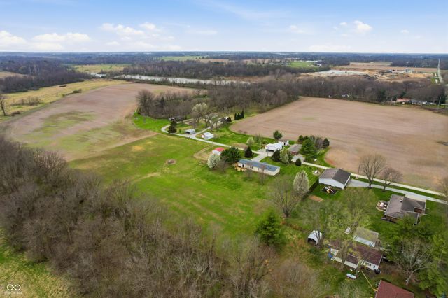 4695 E 100 S, Anderson, IN 46017