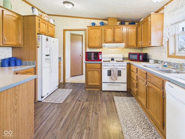 4695 E 100 S, Anderson, IN 46017