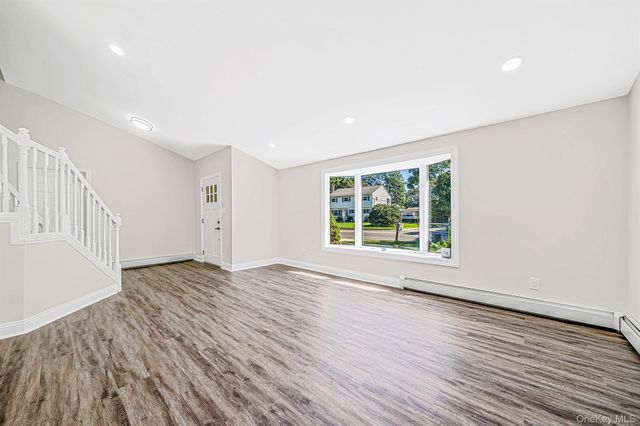 118 Boyle Road, Selden, NY 11784